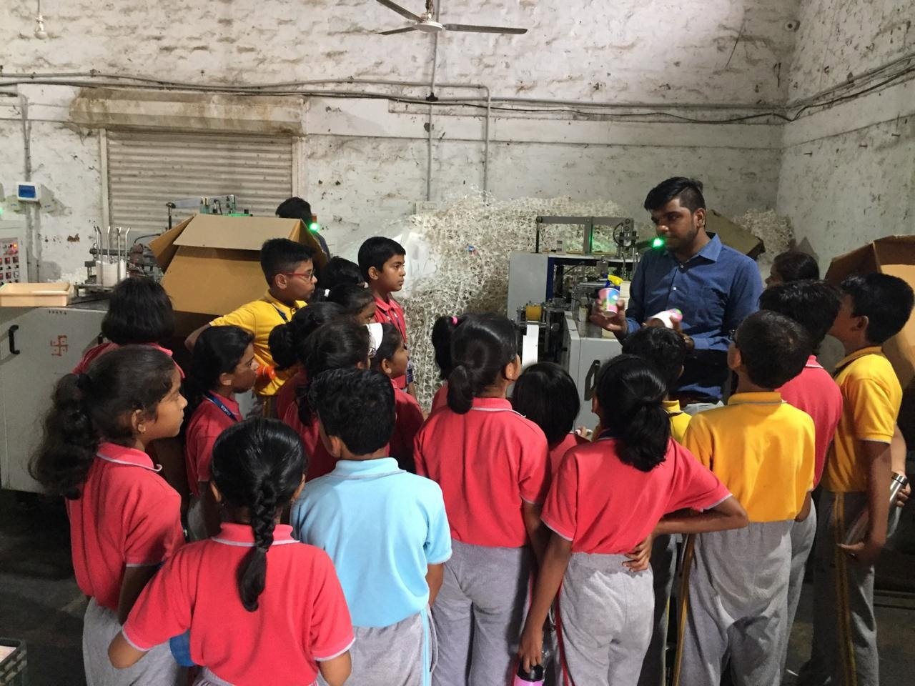 industry-visit-activity-in-play-school-in-amravati