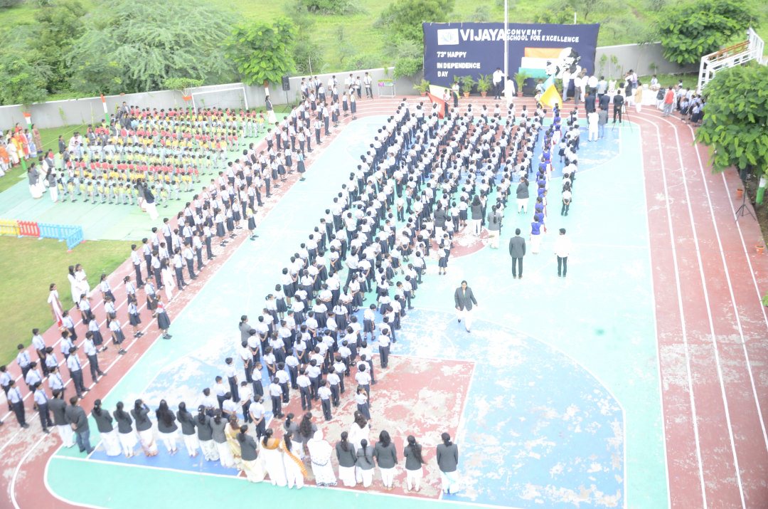 students-of-top-convent-school-in-amravati-celebrated-Independence-Day