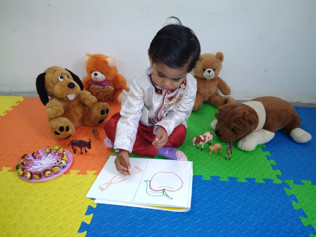 kid-coloring-braun-candy-vijaya-convent-school